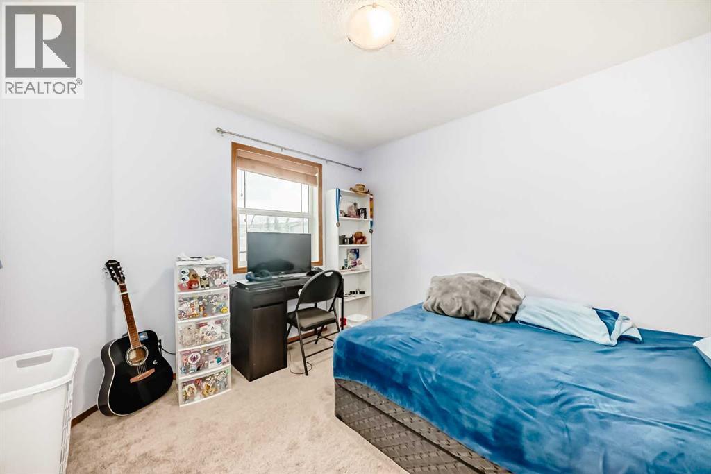 225 Kincora Heights NW - 28