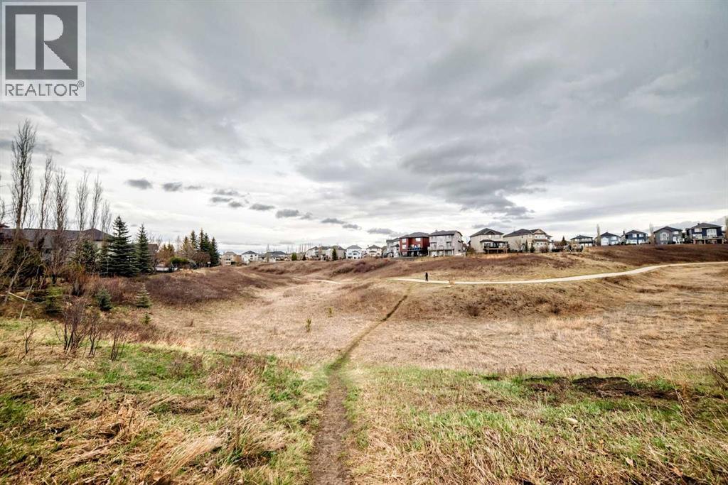 225 Kincora Heights NW - 10