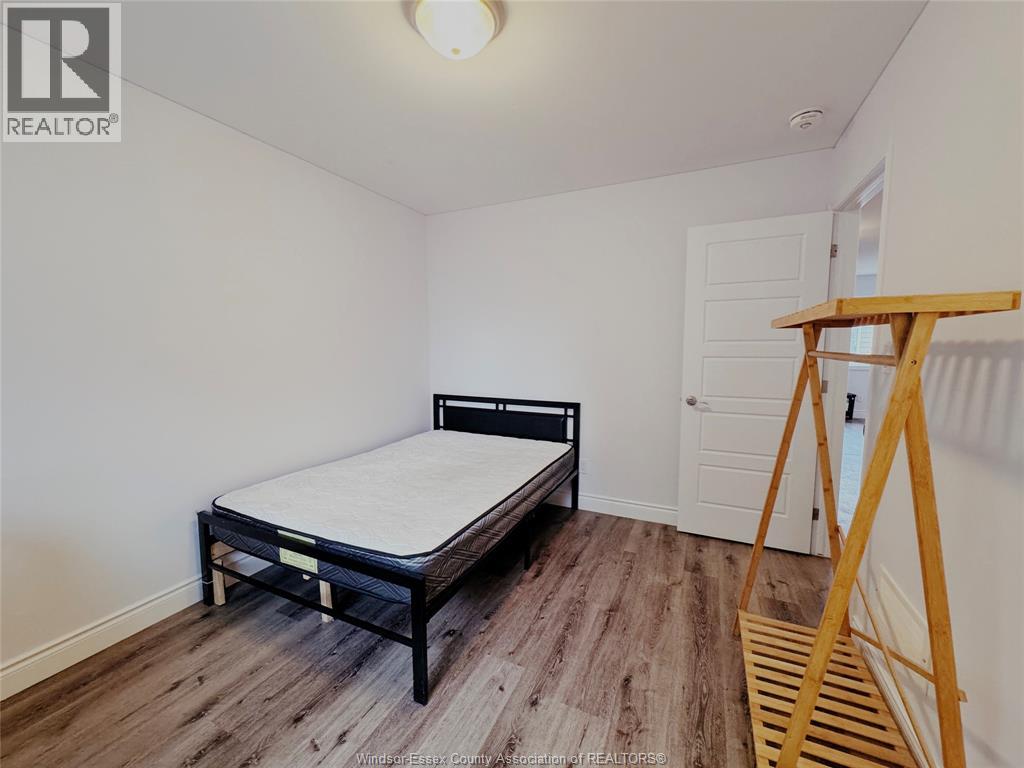 475 JOSEPHINE - 12
