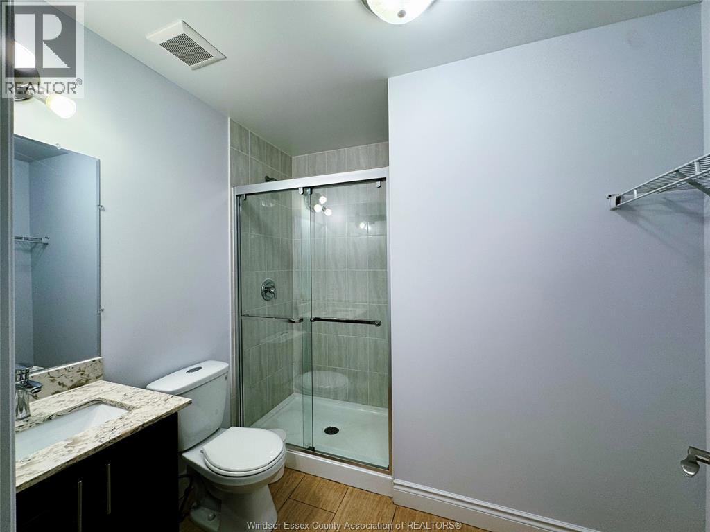 475 JOSEPHINE - 13