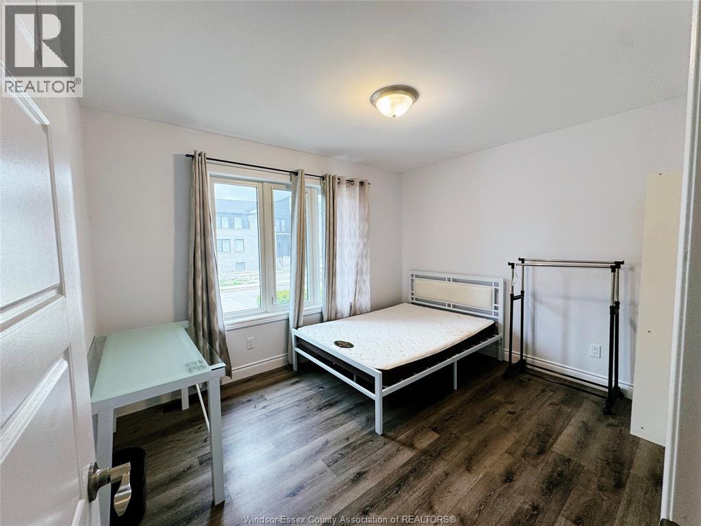 475 JOSEPHINE - 15