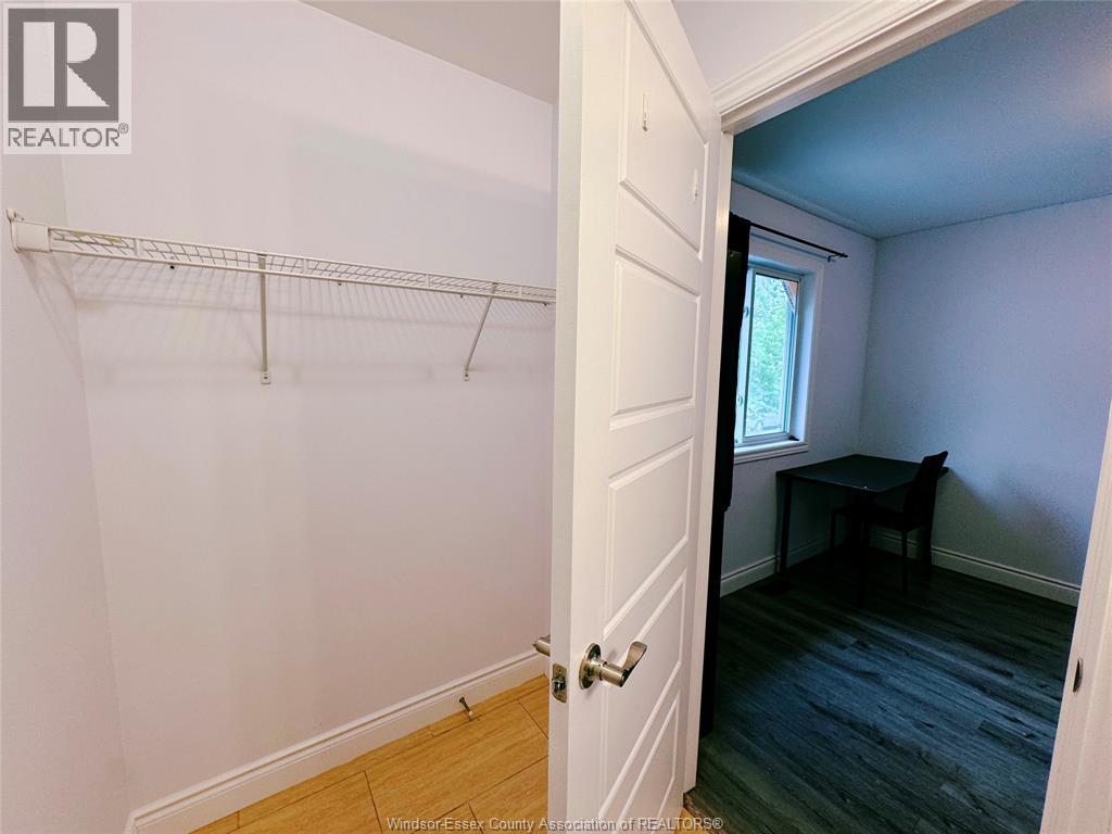 475 JOSEPHINE - 19