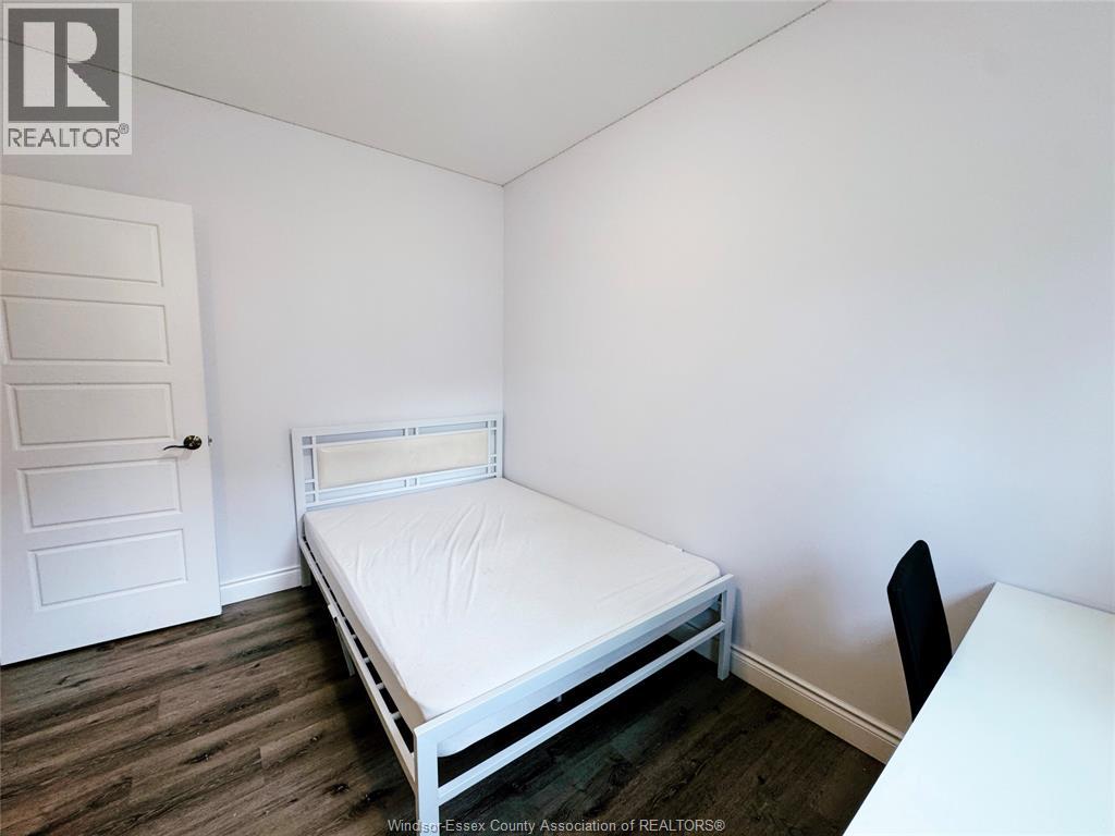 475 JOSEPHINE - 31