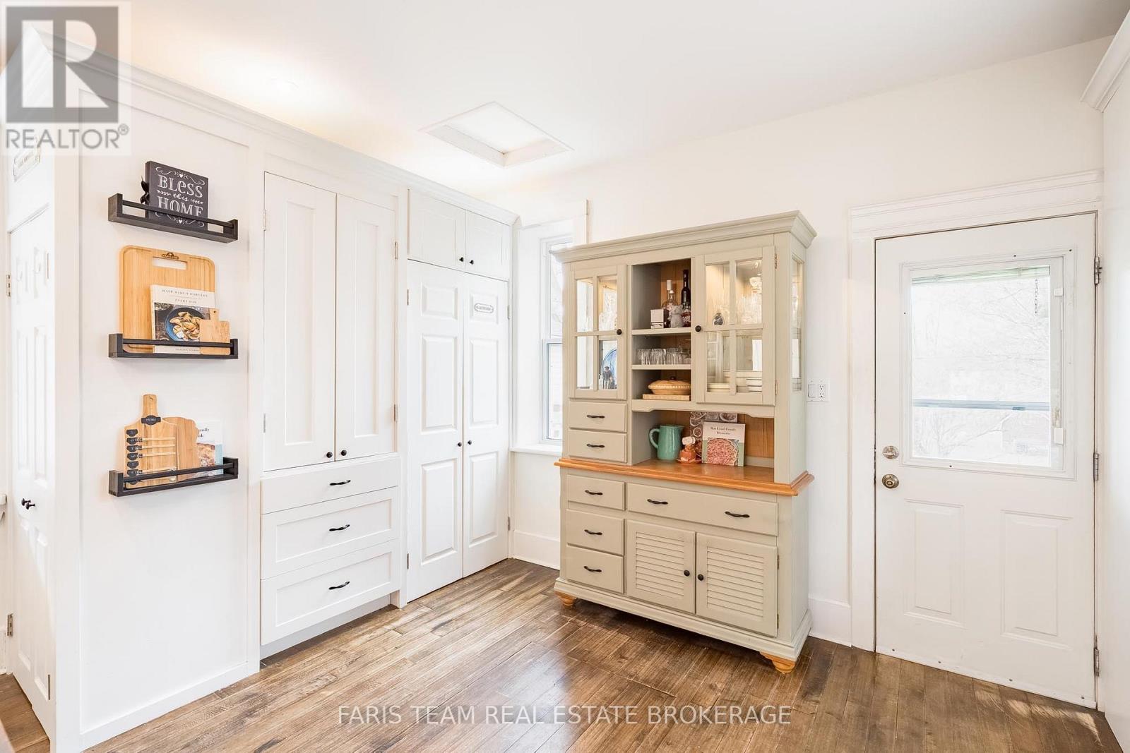 53 BURTON AVENUE - 13