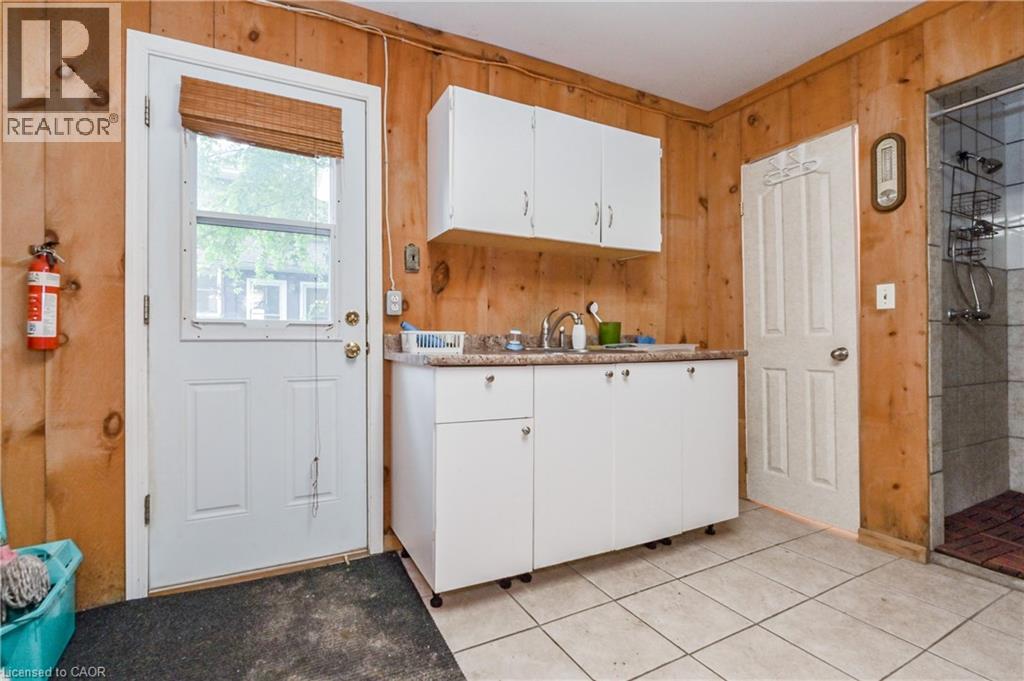 180 UNION Street W, Fergus, Ontario, N1M1V3 — Photo 44