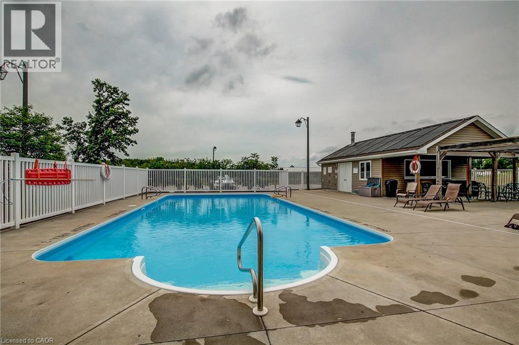 126 GLENARIFF Drive - 48