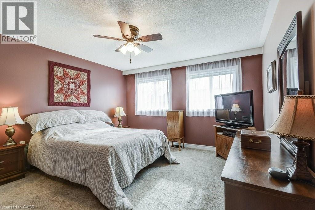 126 GLENARIFF Drive - 23