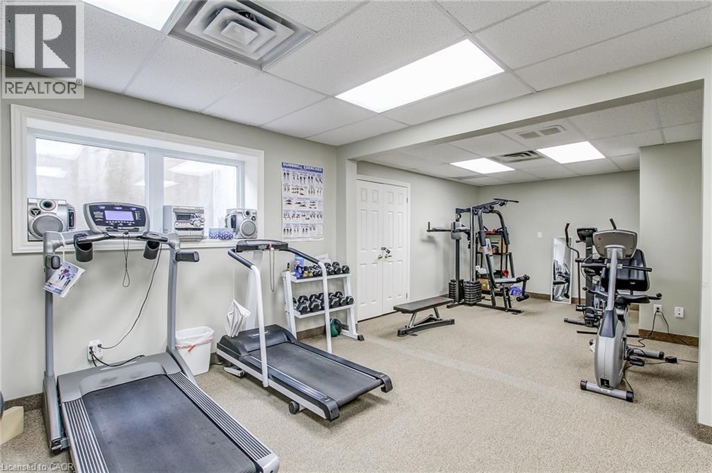 126 GLENARIFF Drive - 46