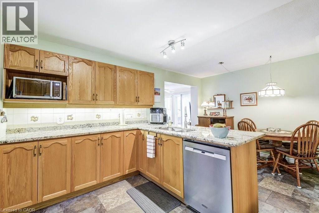 126 GLENARIFF Drive - 19
