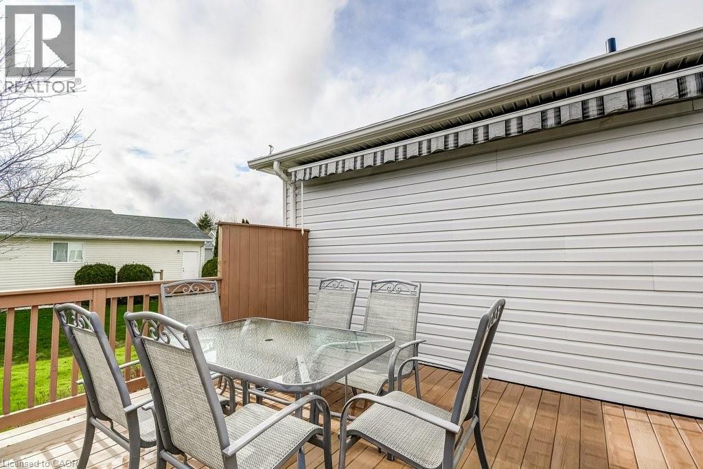 126 GLENARIFF Drive - 32