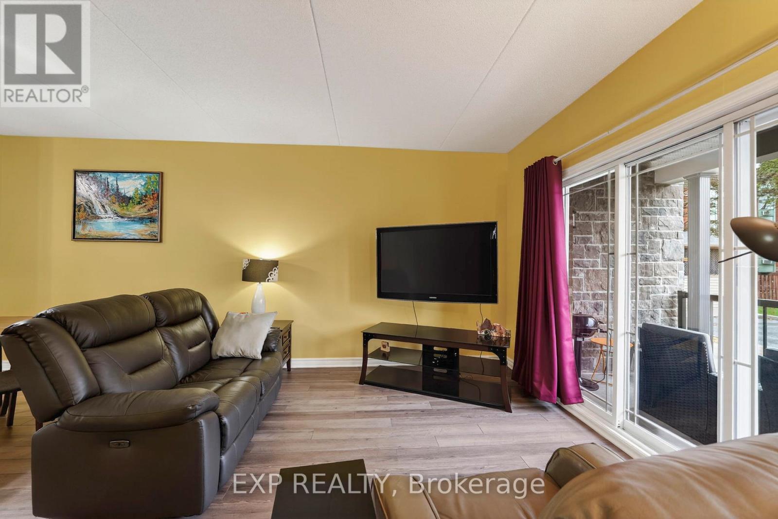#102 222 FIRST STREET E - 8