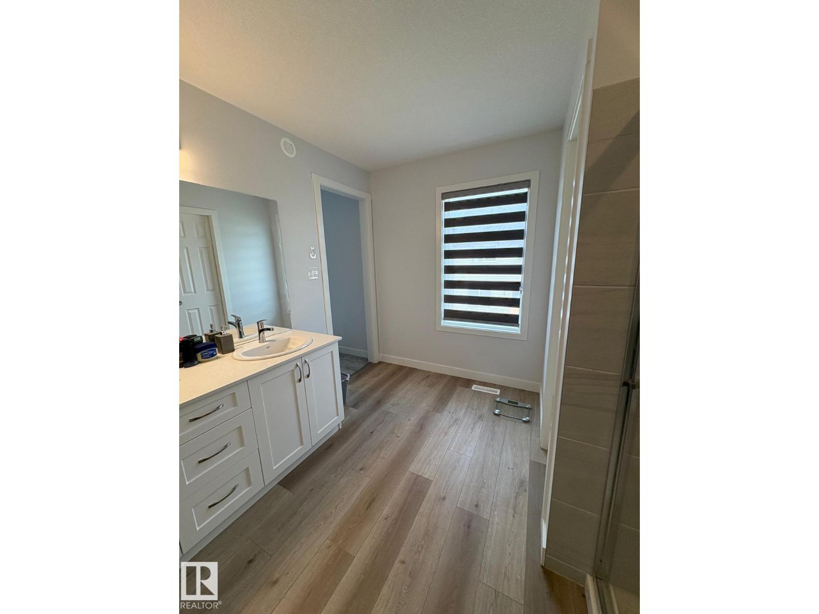 3234 DIXON WY SW, Edmonton
