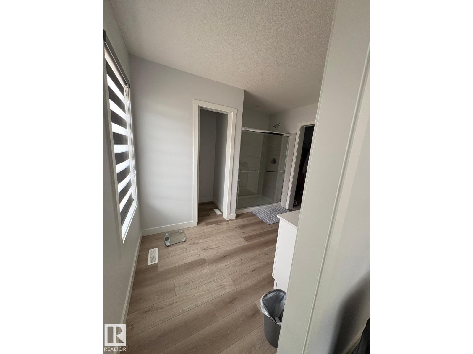 3234 DIXON WY SW, Edmonton