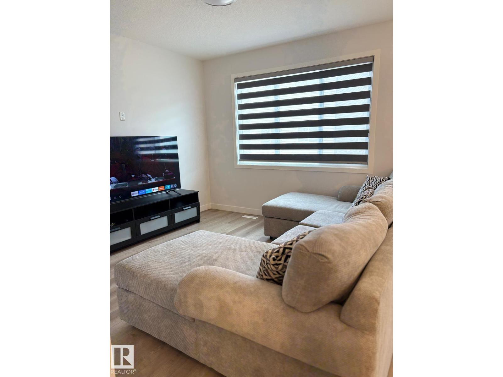 3234 DIXON WY SW, Edmonton