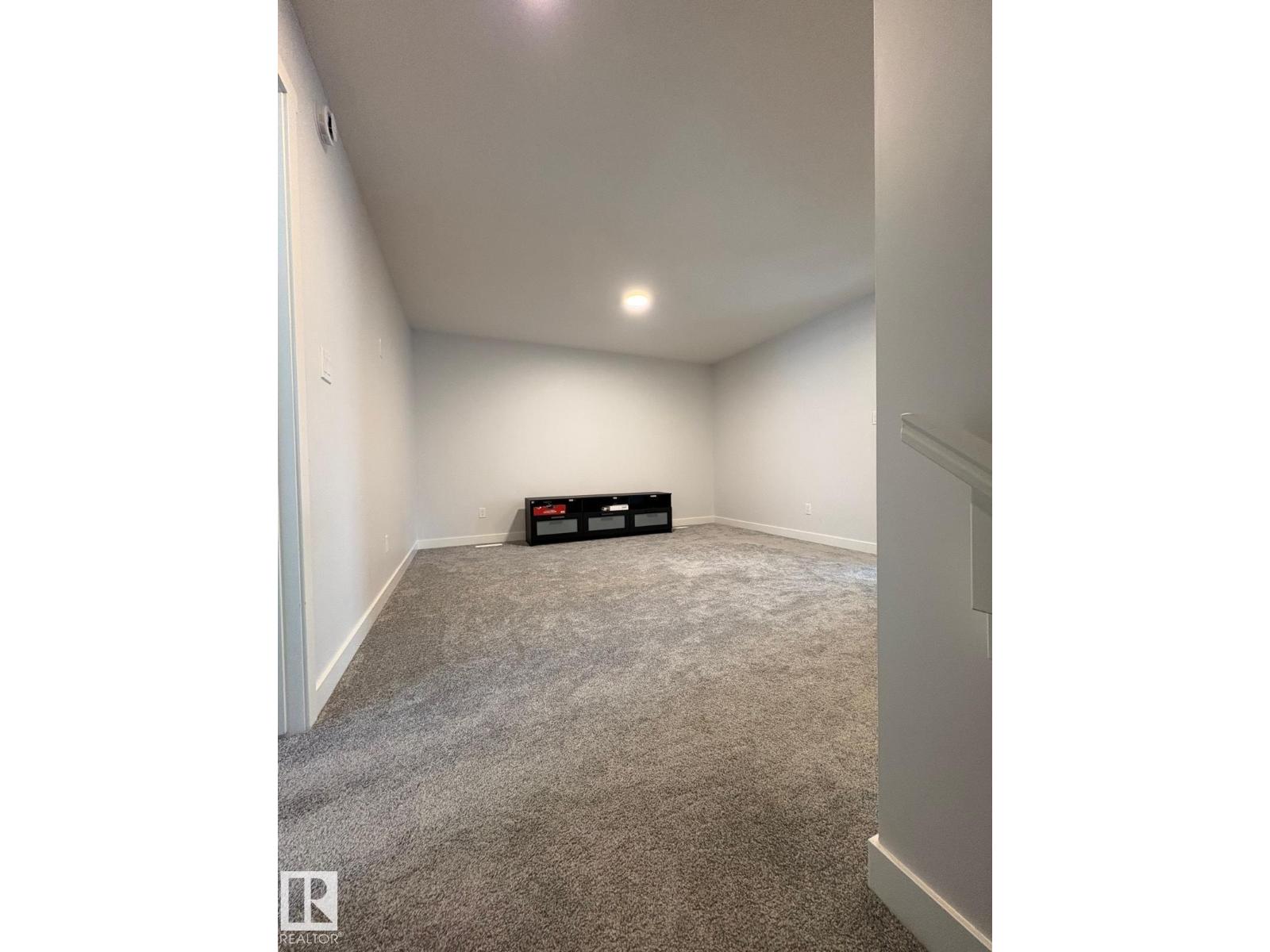 3234 DIXON WY SW, Edmonton
