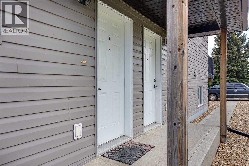 4626 51 Avenue - 4