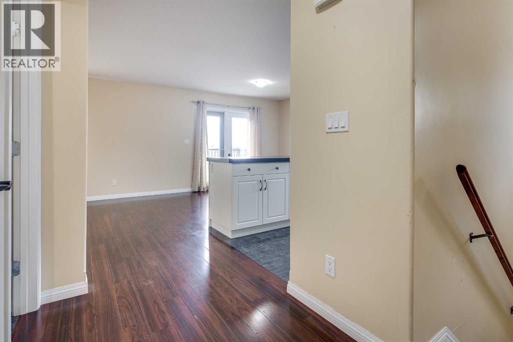 4626 51 Avenue - 6