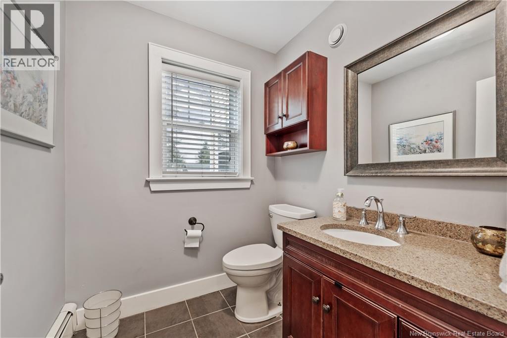 84 Kensington Drive - 22