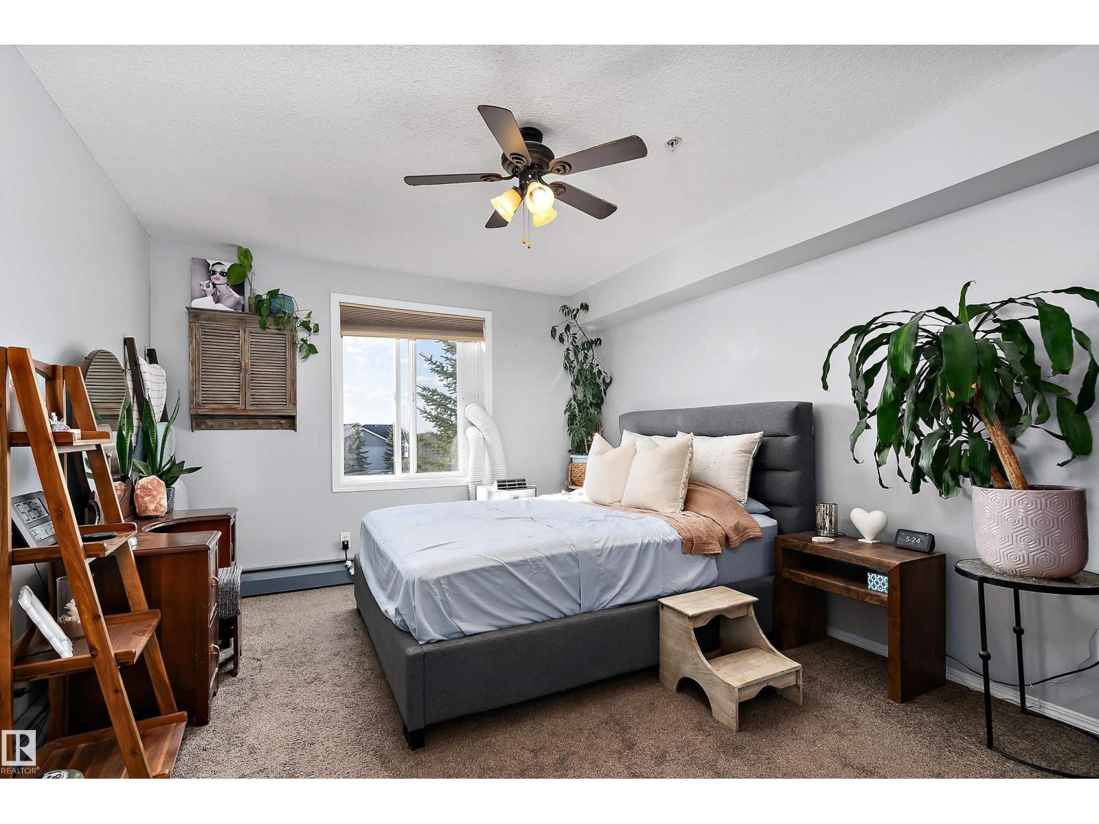 #402 40 SUMMERWOOD BV, Sherwood Park