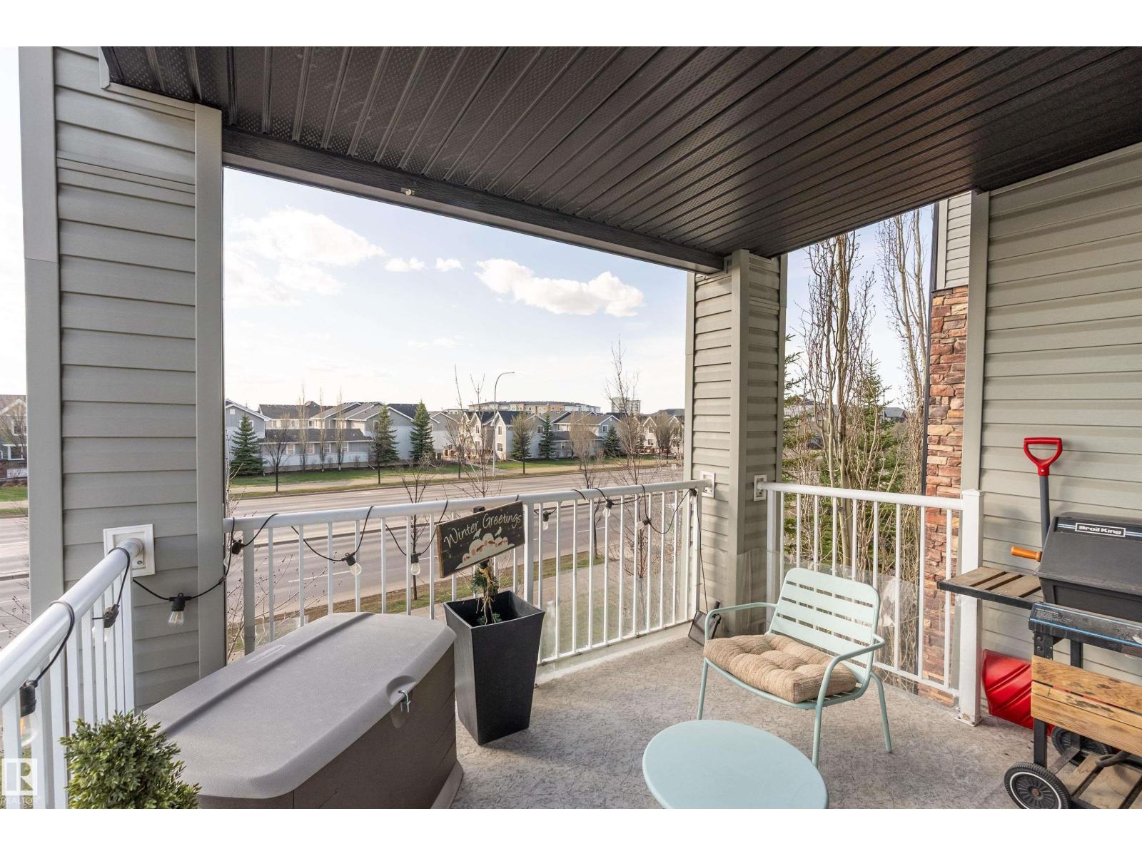 #402 40 SUMMERWOOD BV, Sherwood Park
