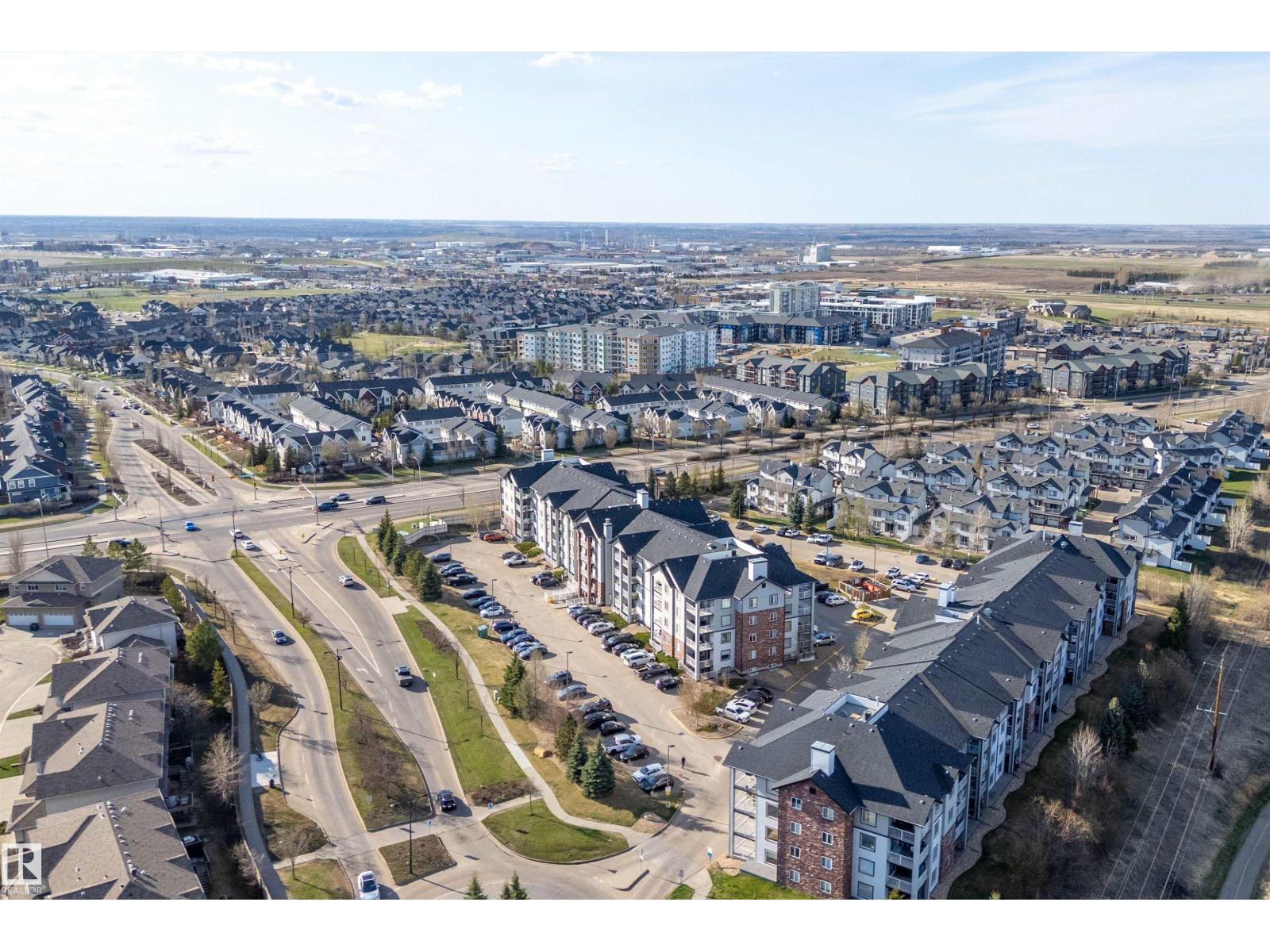 #402 40 SUMMERWOOD BV, Sherwood Park