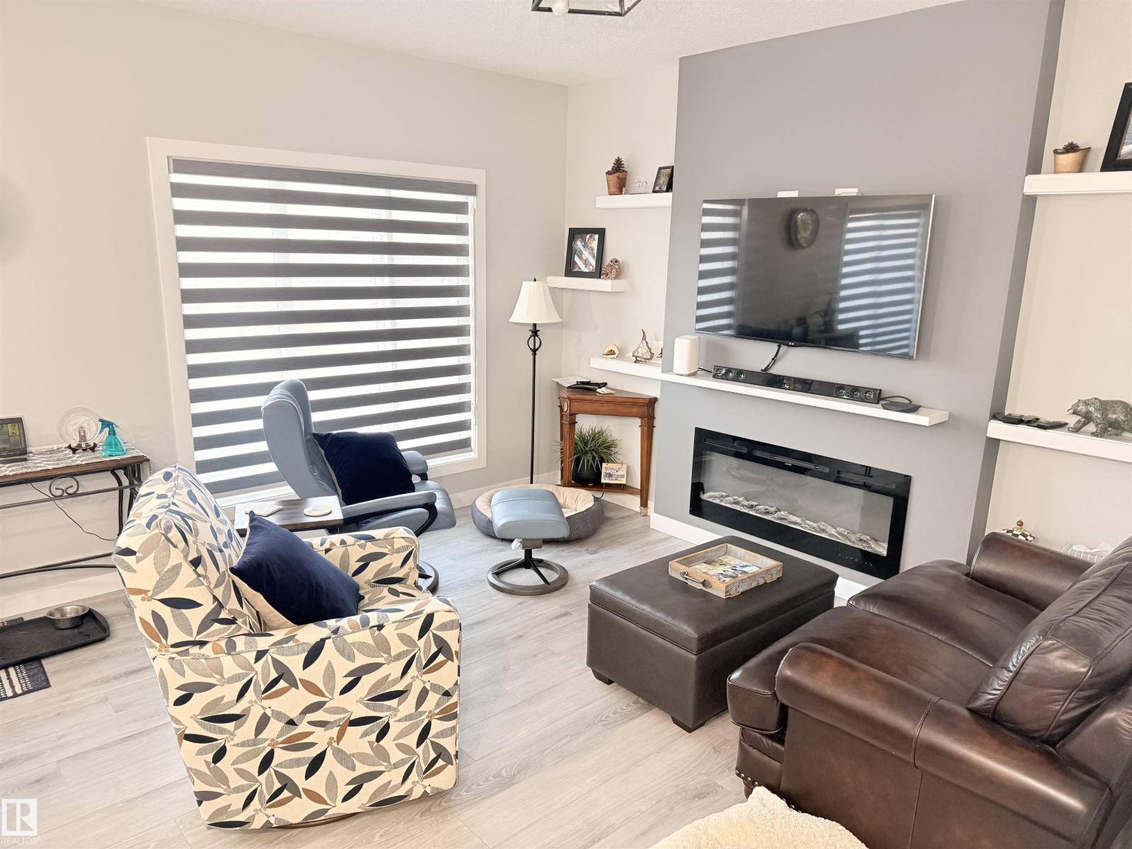 525 KLEINS CO, Leduc