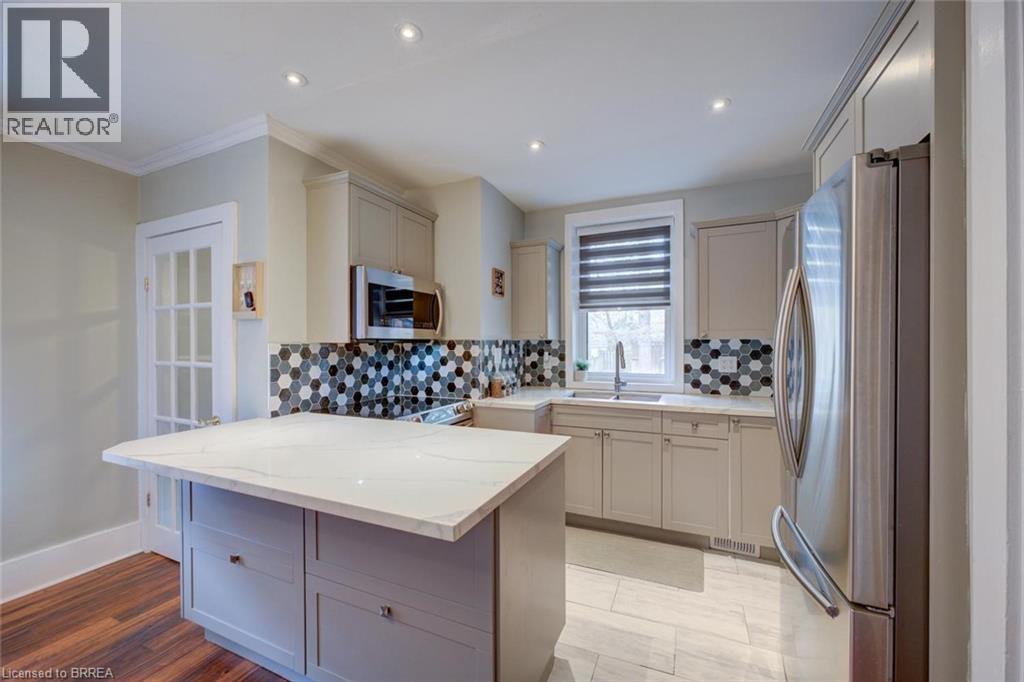 27 EDWIN Street, Brantford, Ontario, N3T4B8 — Photo 12