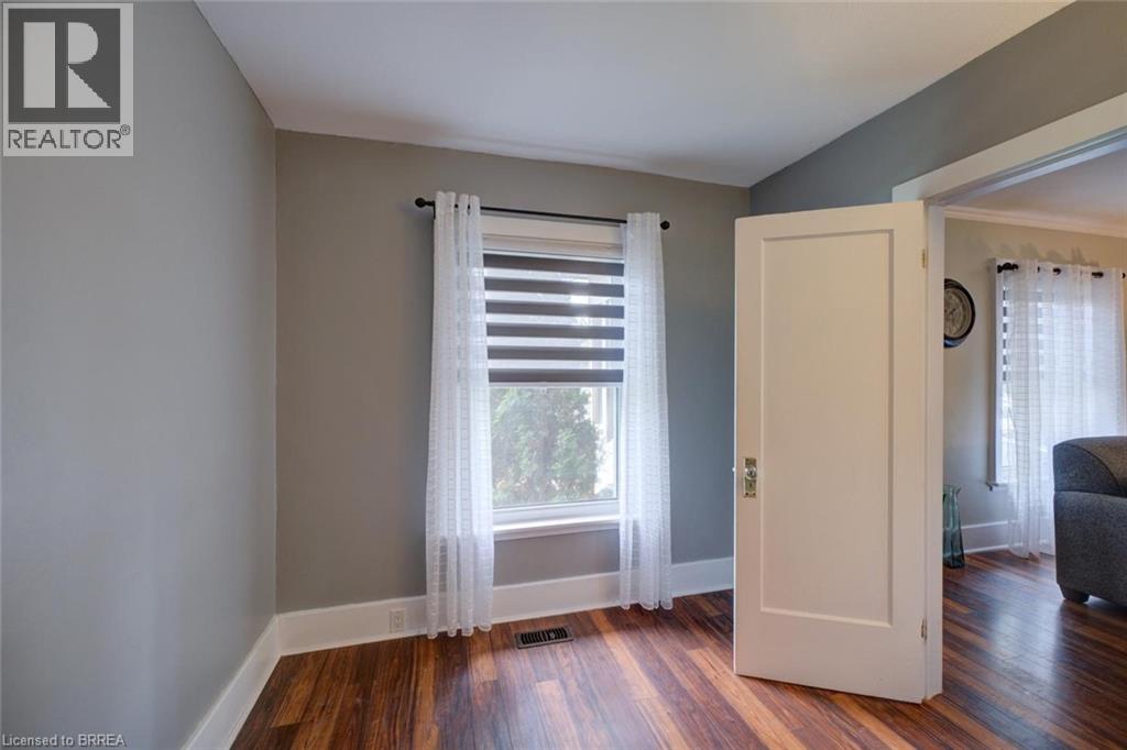 27 EDWIN Street, Brantford, Ontario, N3T4B8 — Photo 5