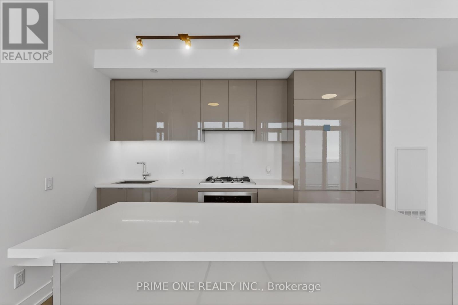 #6113 7 GRENVILLE STREET - 17