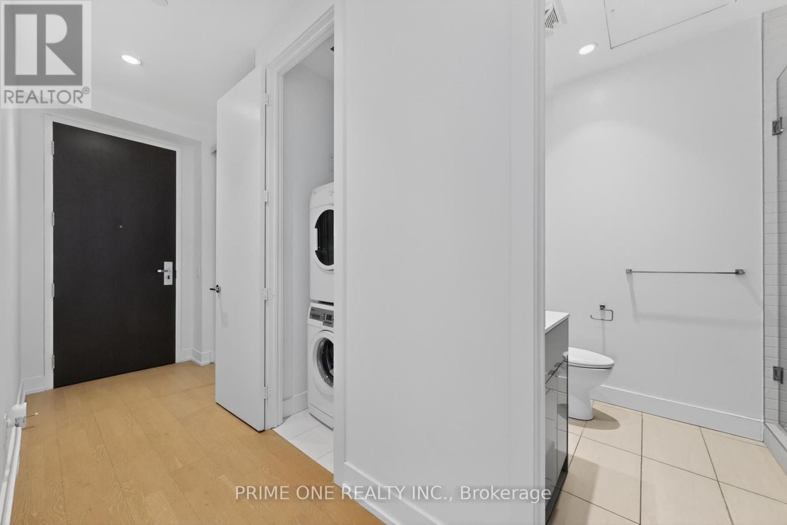 #6113 7 GRENVILLE STREET - 5