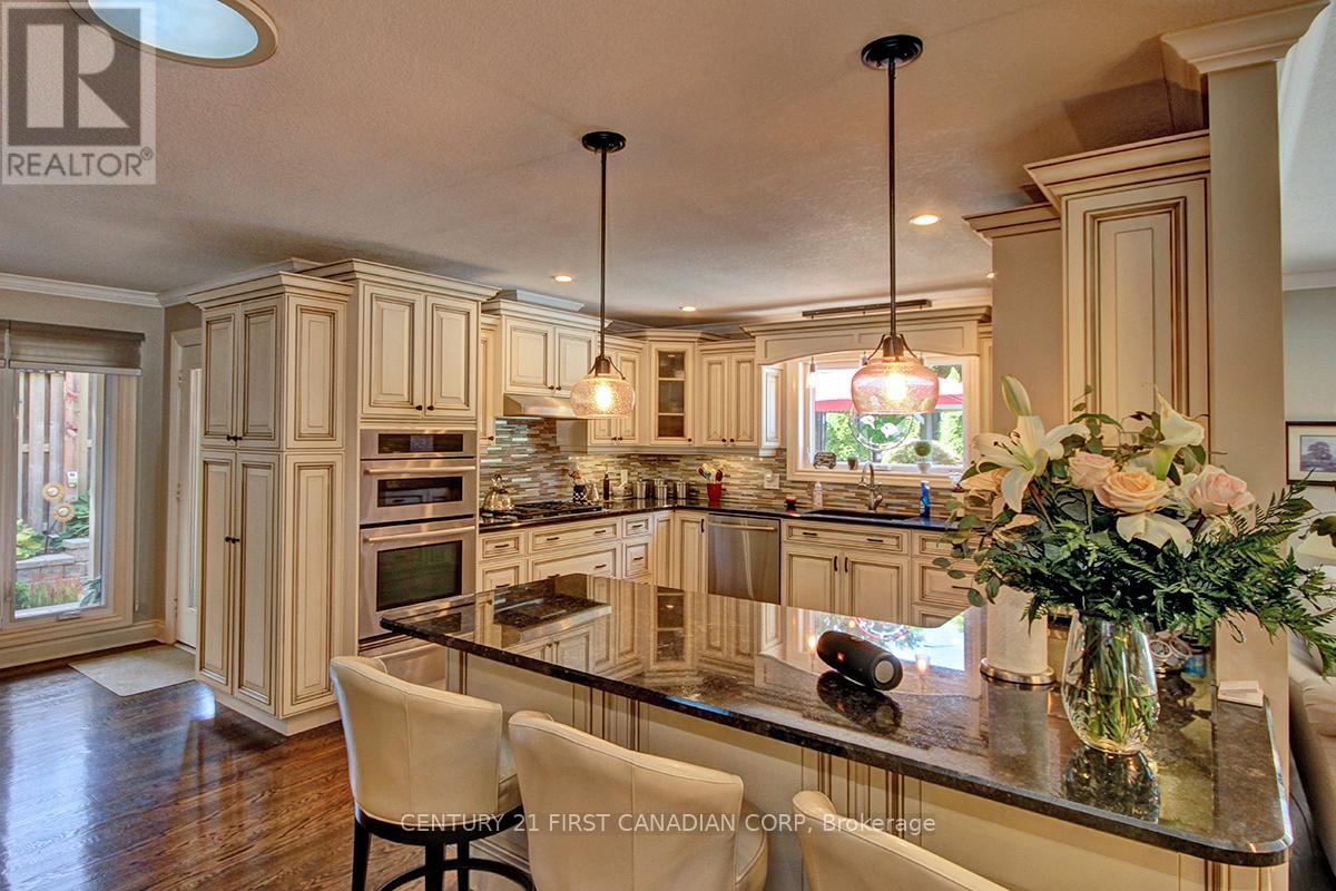 811 CLEARVIEW CRESCENT - 8