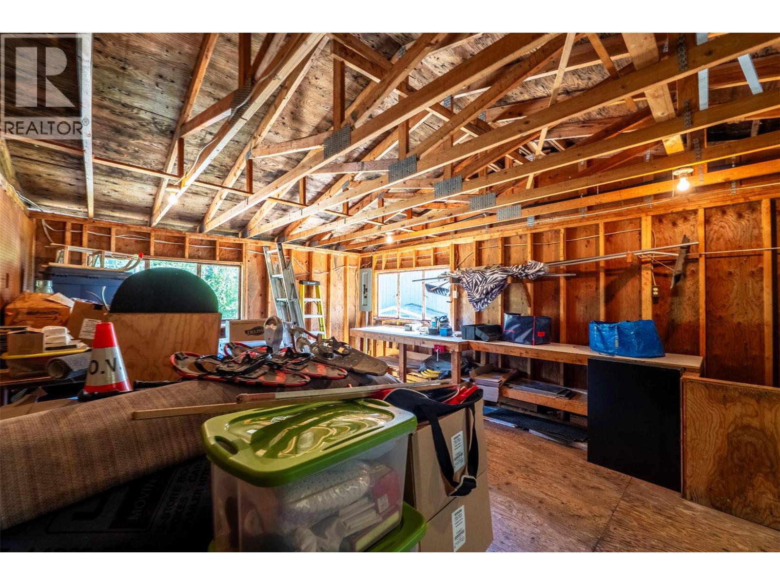 1845 Ridgewood Road - 40