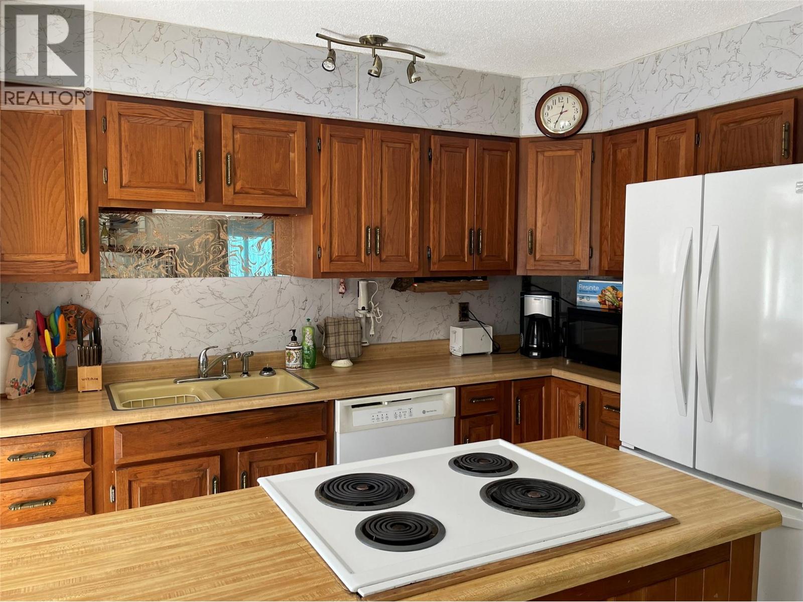 1524 Burger Road, Christina Lake
