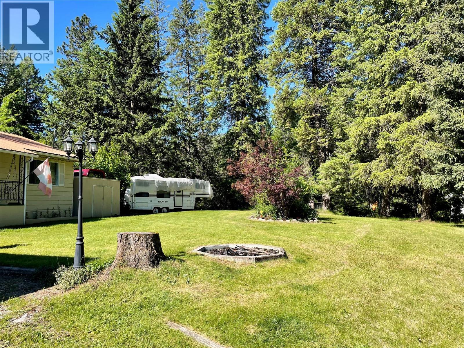 1524 Burger Road, Christina Lake