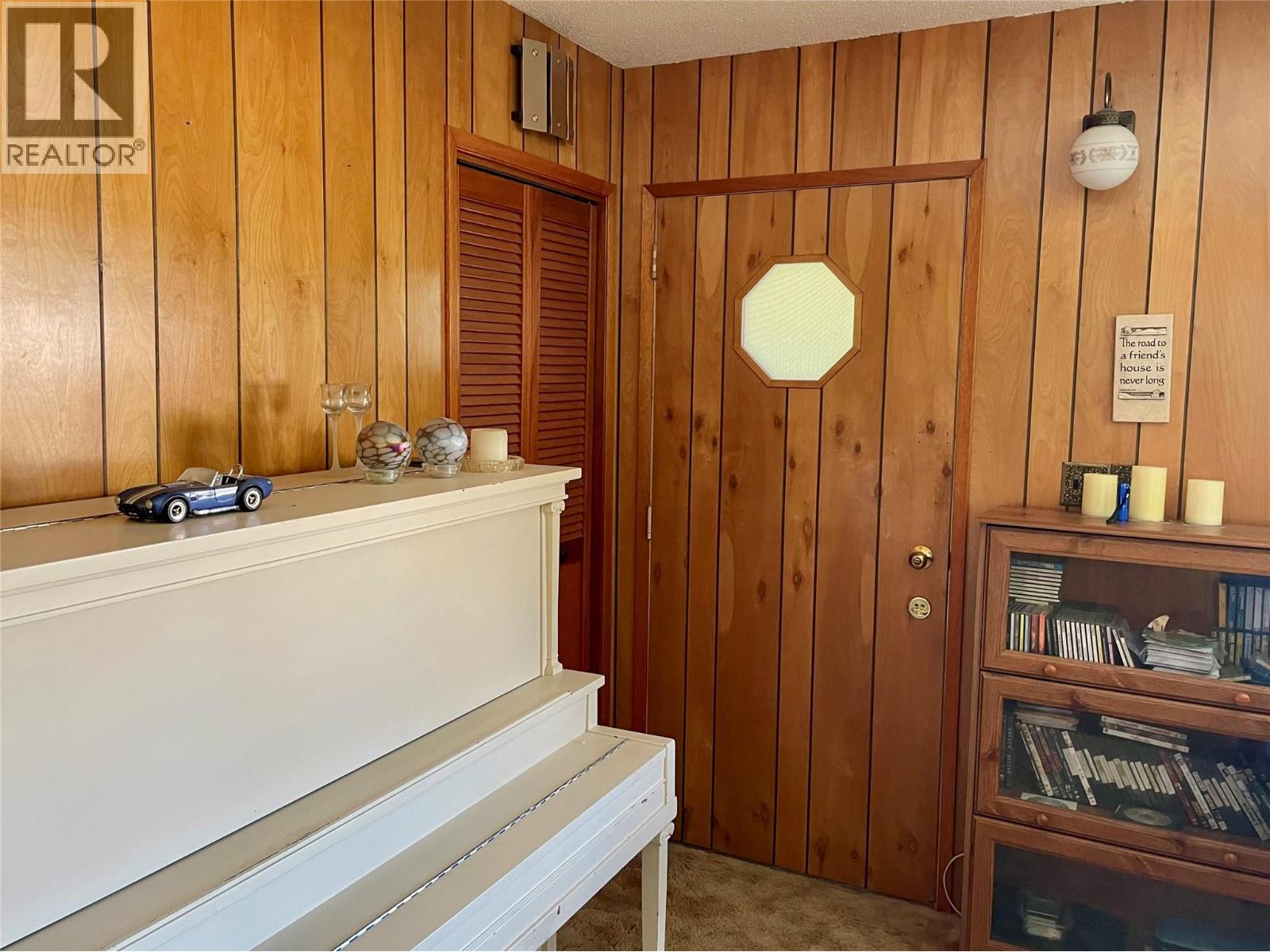 1524 Burger Road, Christina Lake