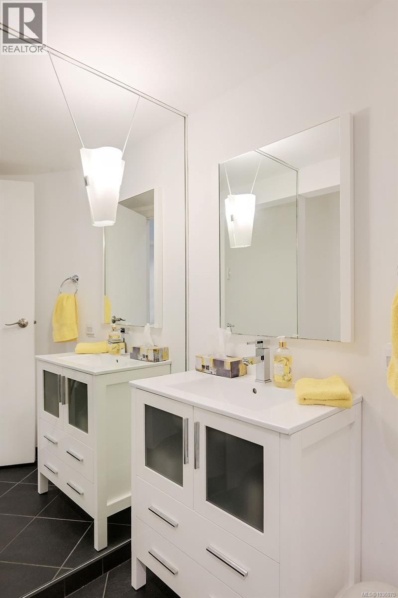  317 Bessborough Close, View Royal