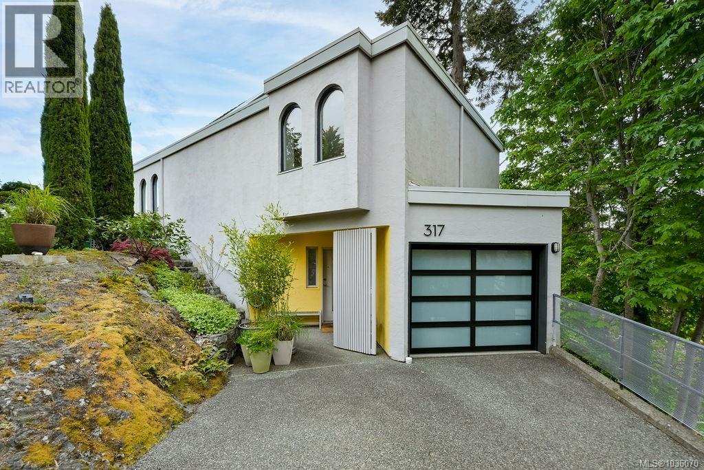  317 Bessborough Close, View Royal