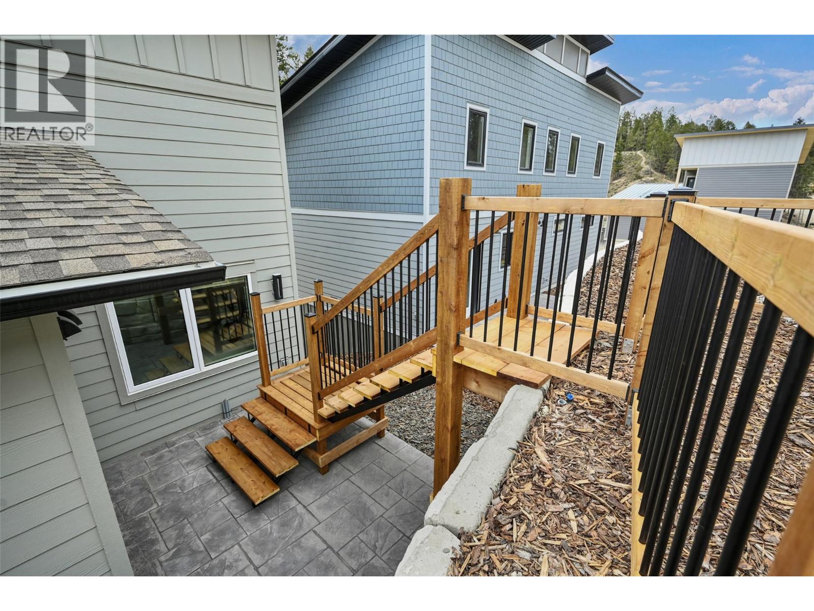 726 TAYNTON Drive - 63