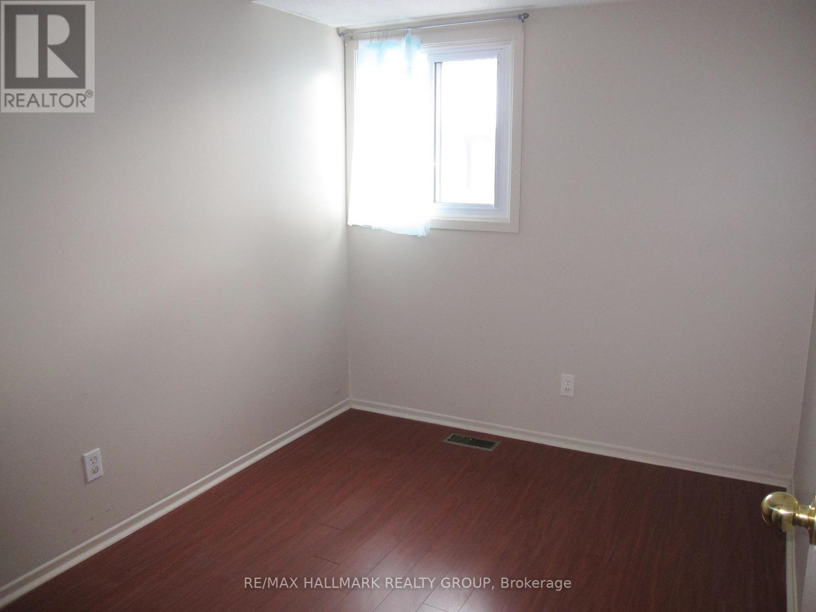 #90 1773 MEADOWBROOK ROAD - 11