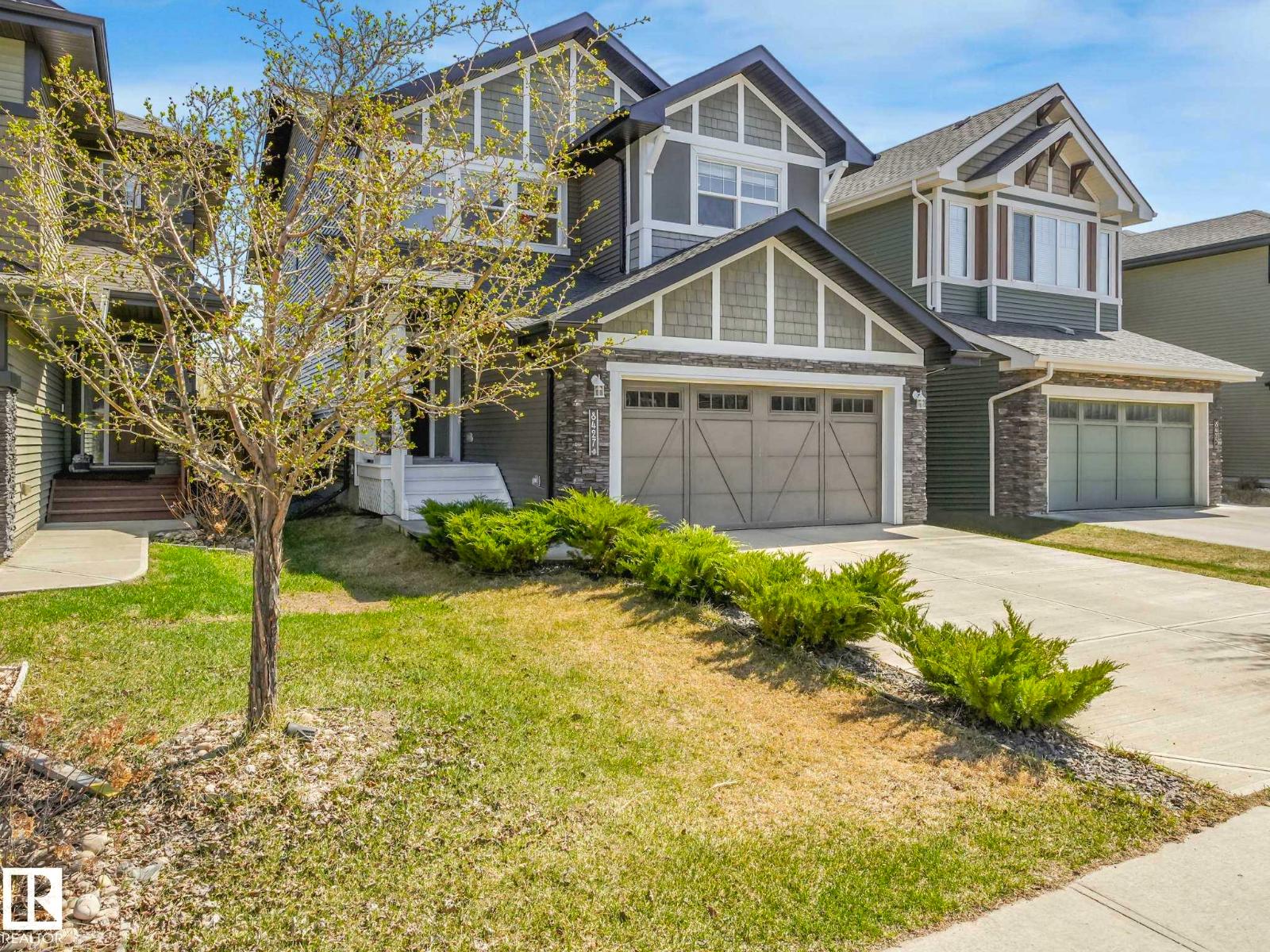 8427 216 ST NW, Edmonton