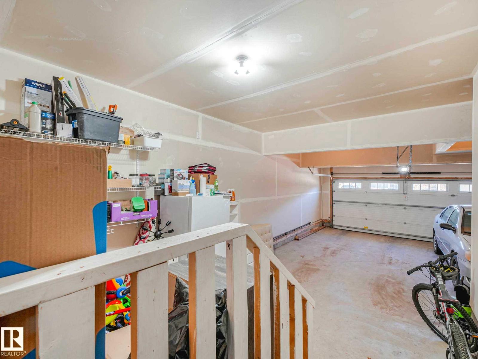 8427 216 ST NW, Edmonton