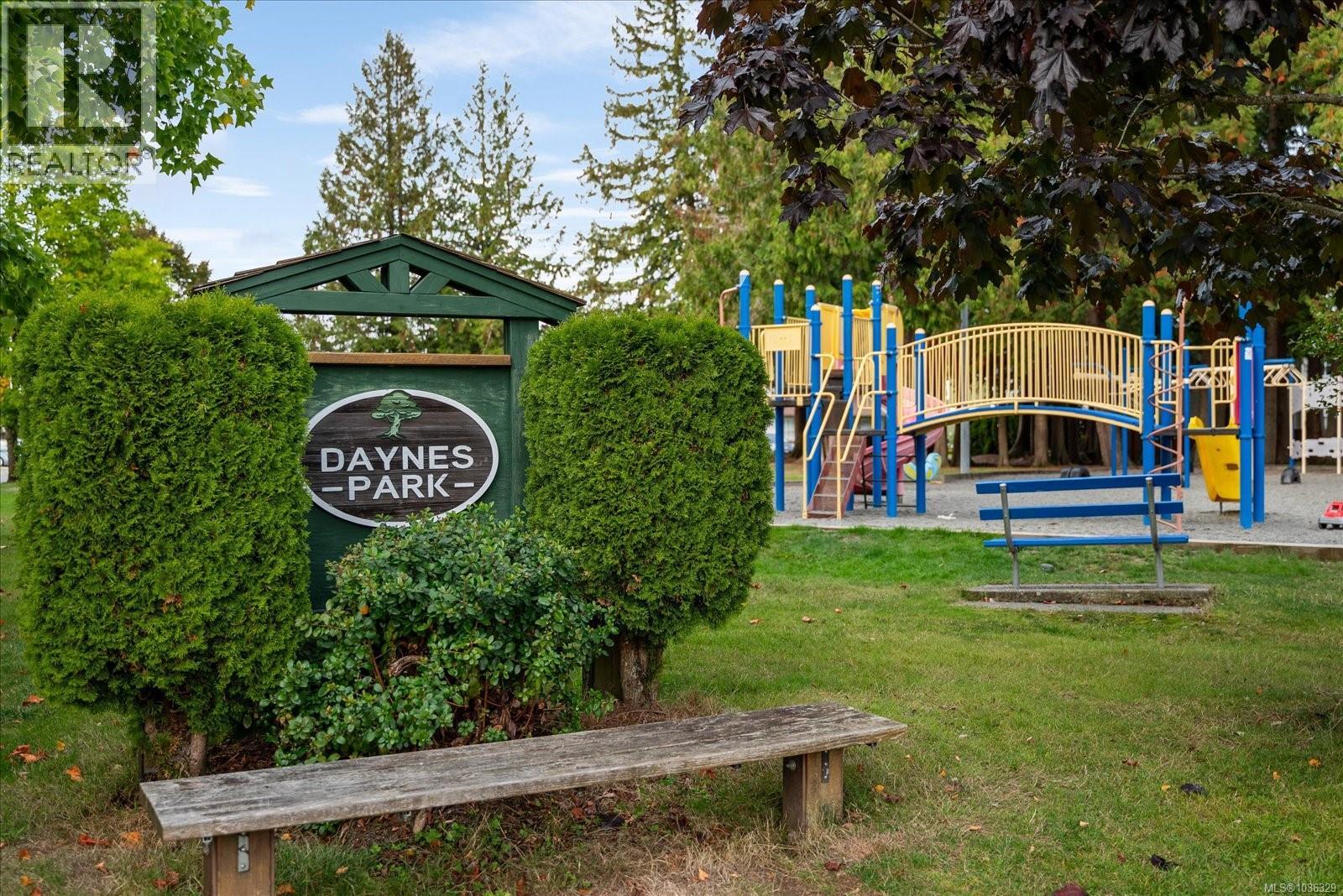 5853 Tweedsmuir Cres - 61