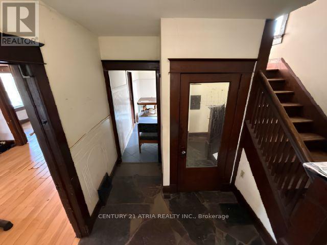 377 GUELPH STREET - 3