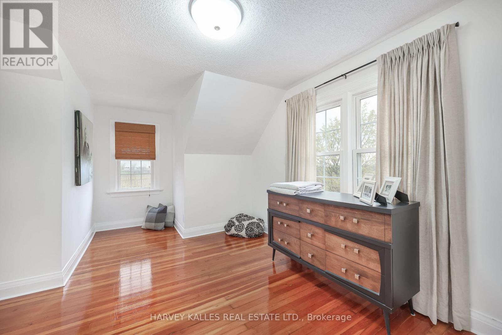 179 NIAGARA STREET - 26