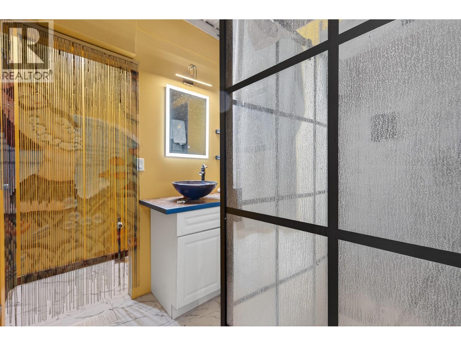7909/7913 Hudson Road - 22