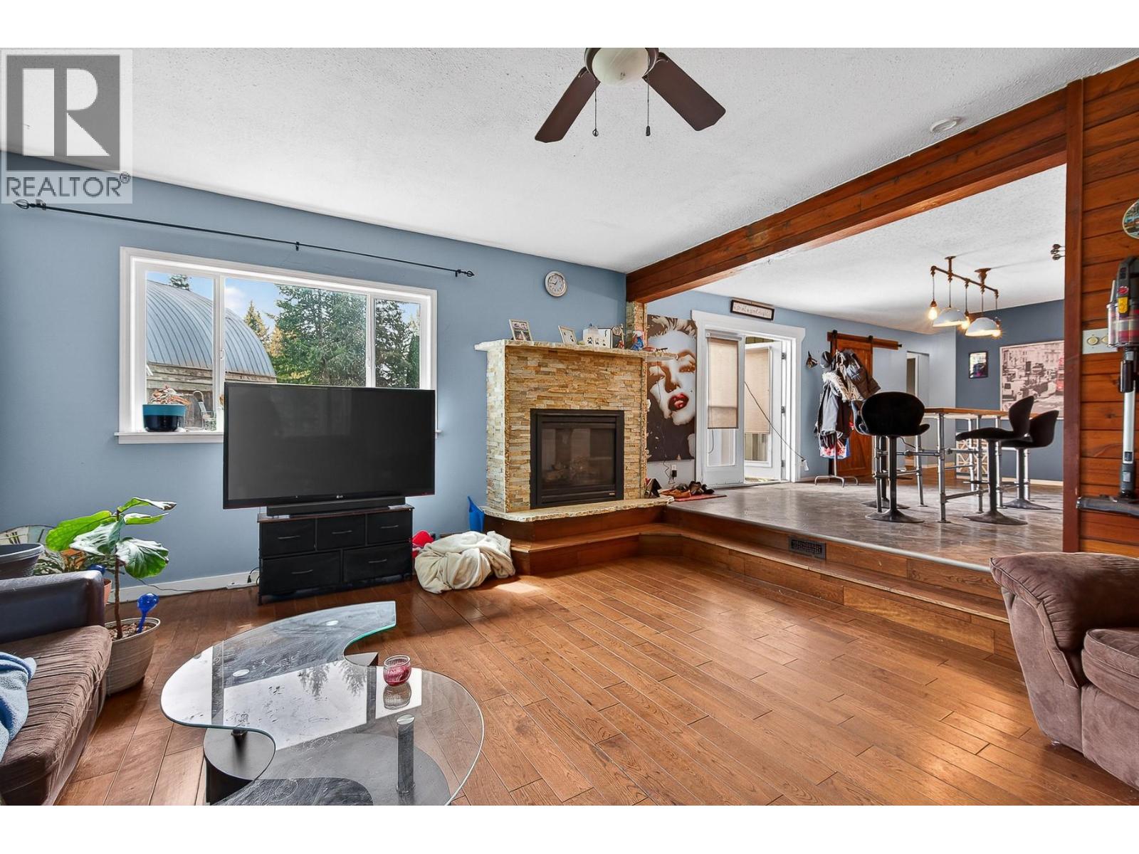 7909/7913 Hudson Road - 36