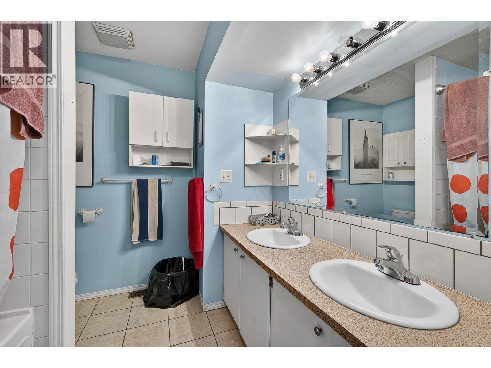 7909/7913 Hudson Road - 38