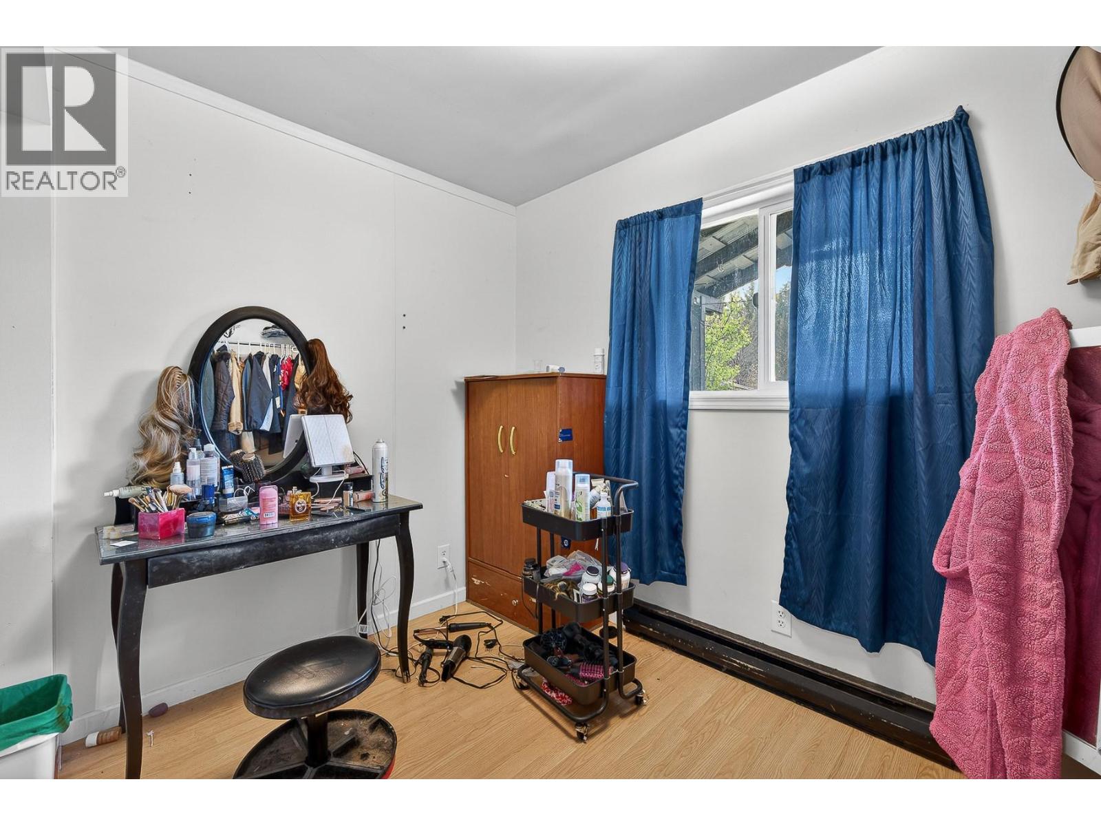 7909/7913 Hudson Road - 40