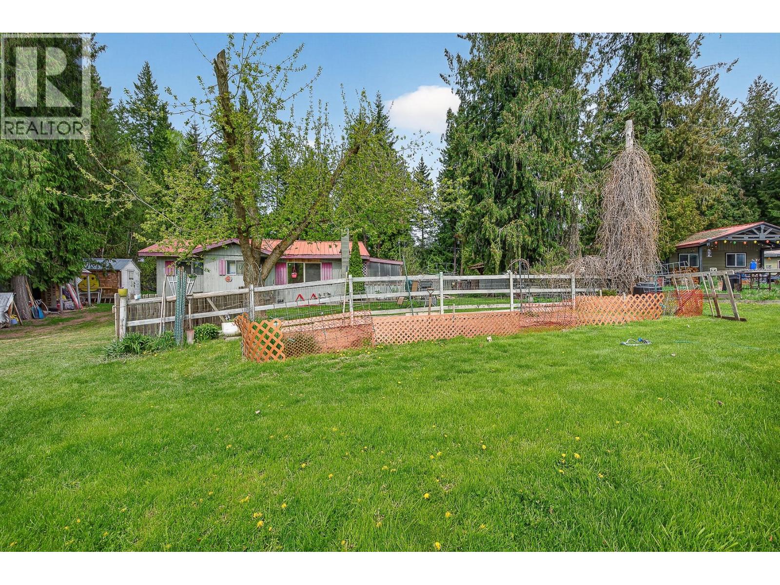 7909/7913 Hudson Road - 48