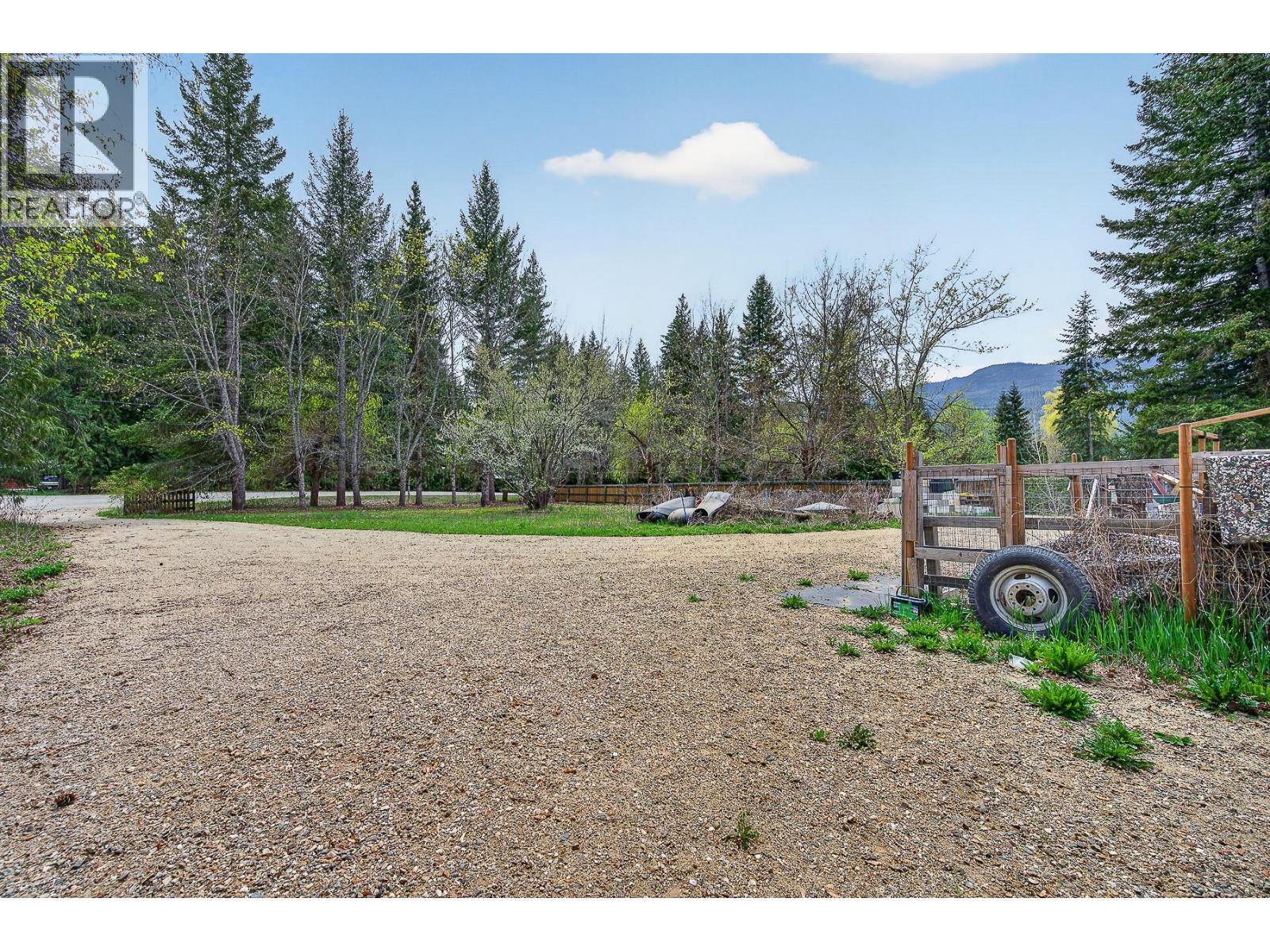 7909/7913 Hudson Road - 5